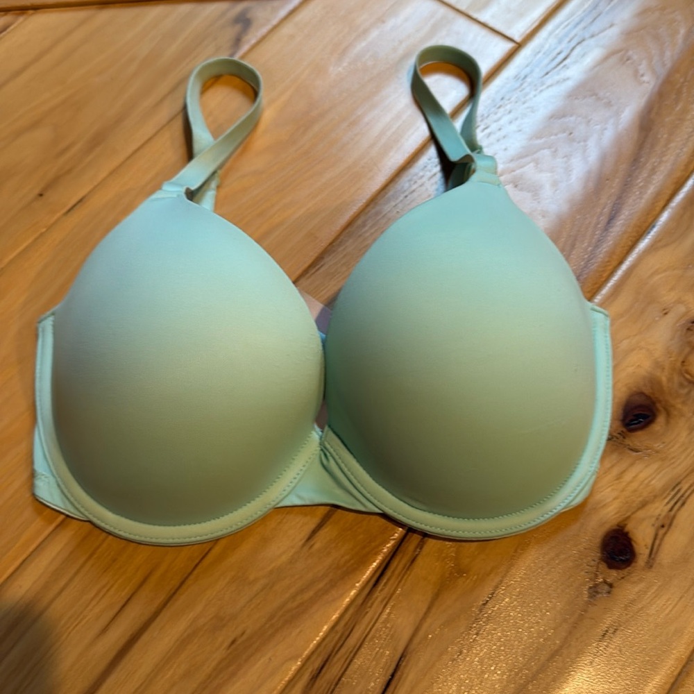 PINK Wear Everywhere Push-Up Bra Mint Green new